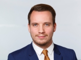 Sebastian Szewzyk Versichrungsspezialist VR Bank Bayreuth-Hf eG Sebastian Szewzyk Versichrungsspezialist VR Bank Bayreuth-Hf eG